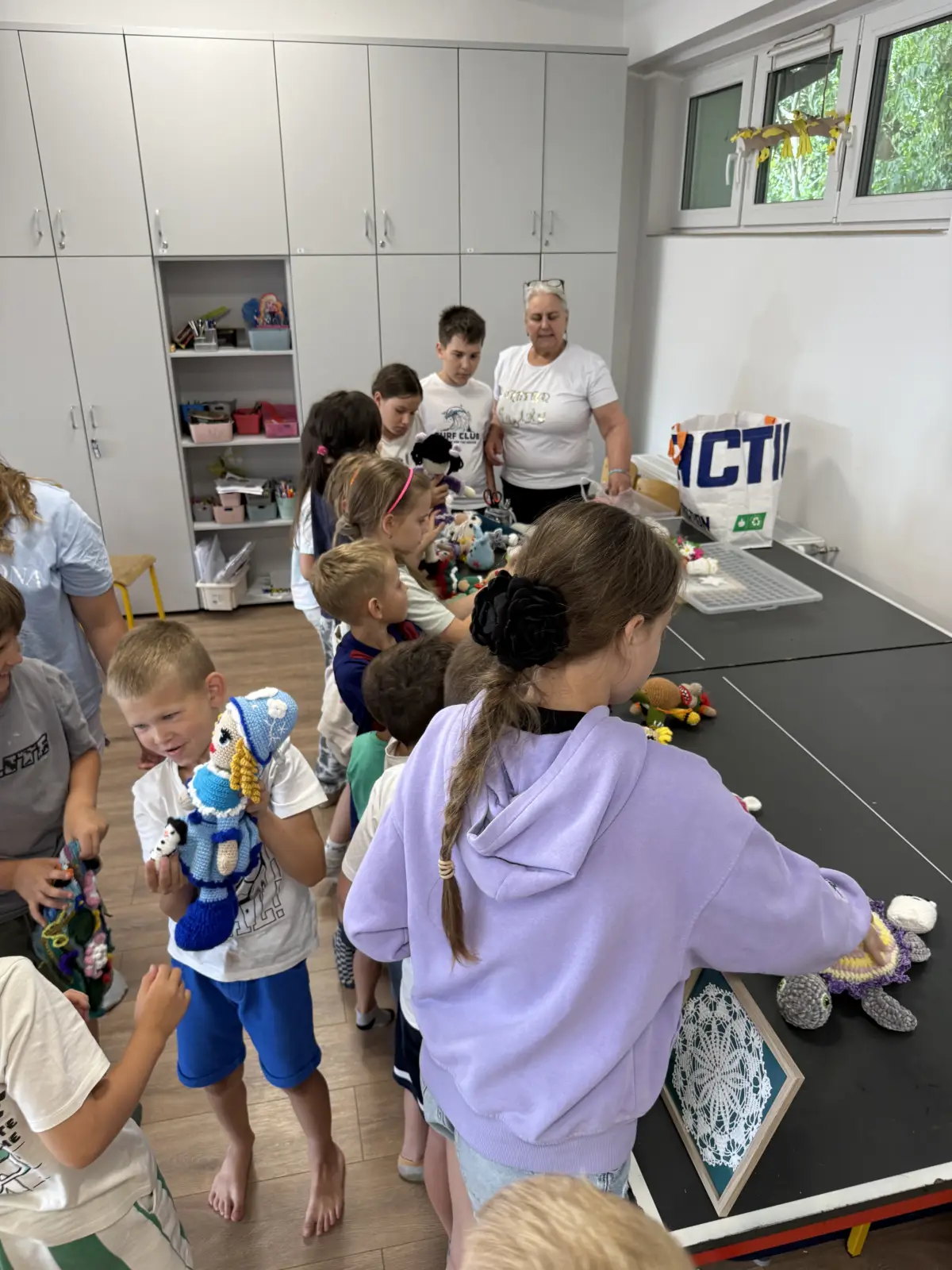 Dzieci podczas zajęć wakacyjnych w ramach Akcji Lato 2026