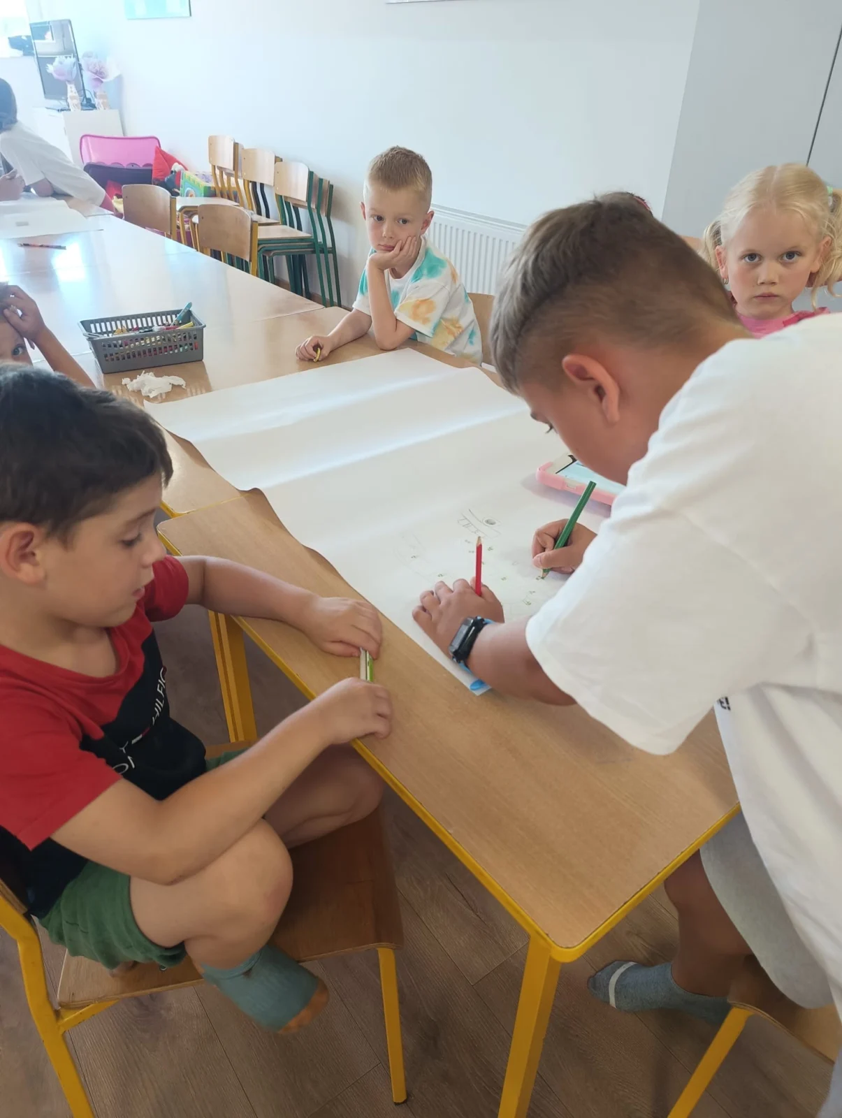 Dzieci podczas zajęć wakacyjnych w ramach Akcji Lato 2026