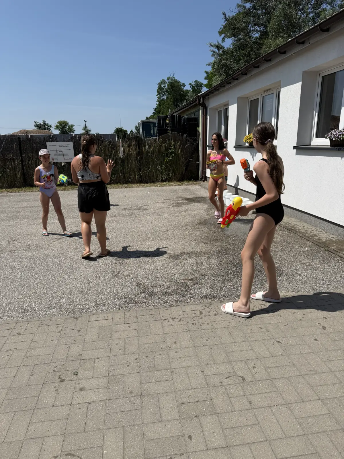 Dzieci podczas zajęć wakacyjnych w ramach Akcji Lato 2026