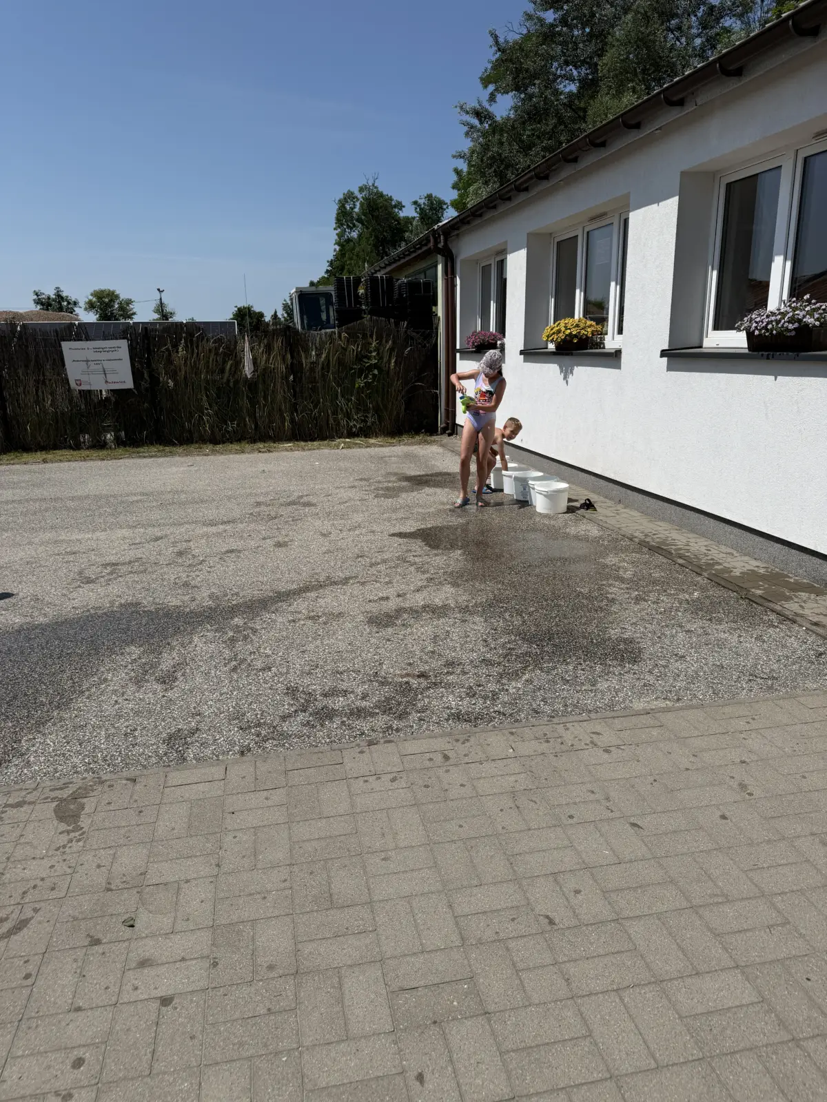 Dzieci podczas zajęć wakacyjnych w ramach Akcji Lato 2026