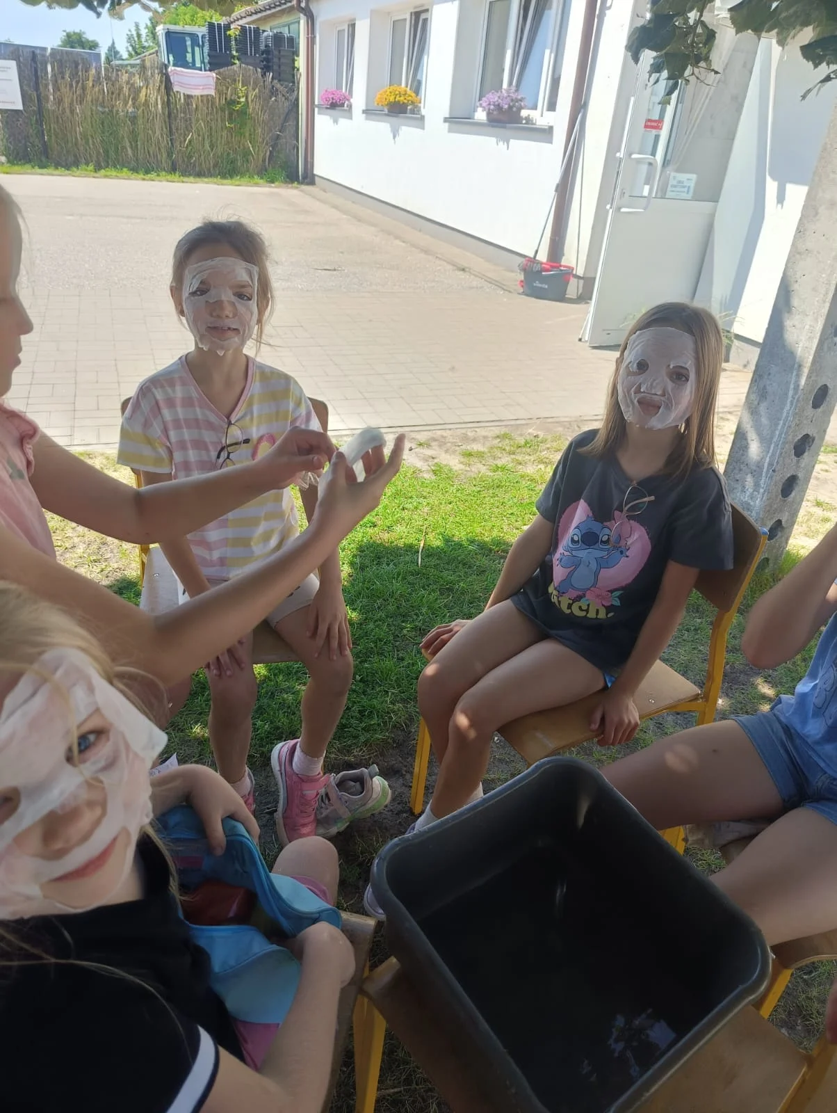 Fotorelacja z trzeciego tygodnia Akcji Lato 2026 w Świetlicy „Lipa” w Łazach