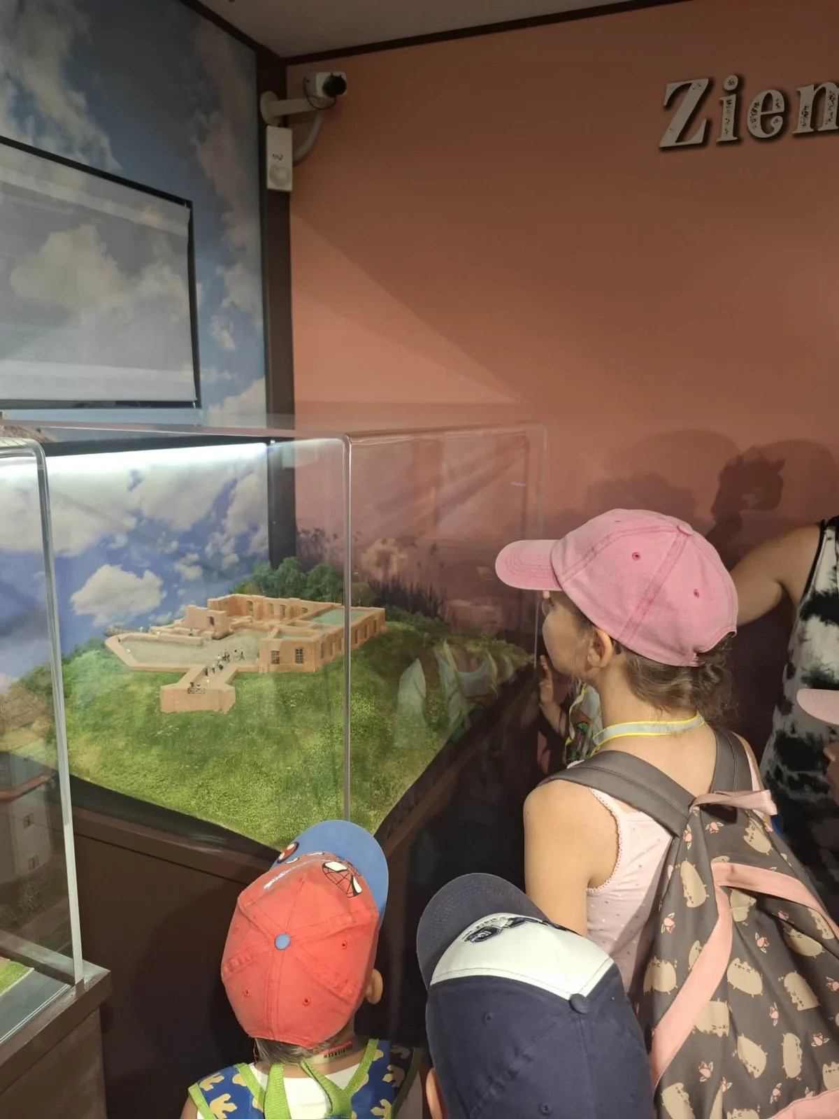 Fotorelacja z 6. tygodnia Akcji Lato 2026 w Świetlicy Środowiskowej „Lipa” w Łazach
