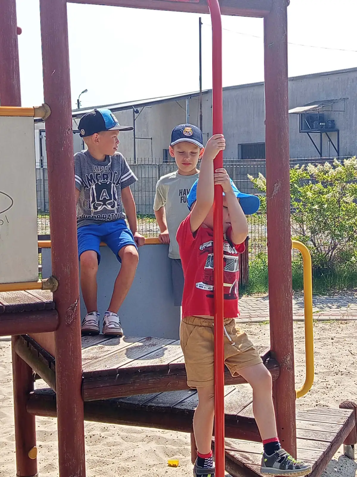 Fotorelacja z 6. tygodnia Akcji Lato 2026 w Świetlicy Środowiskowej „Lipa” w Łazach
