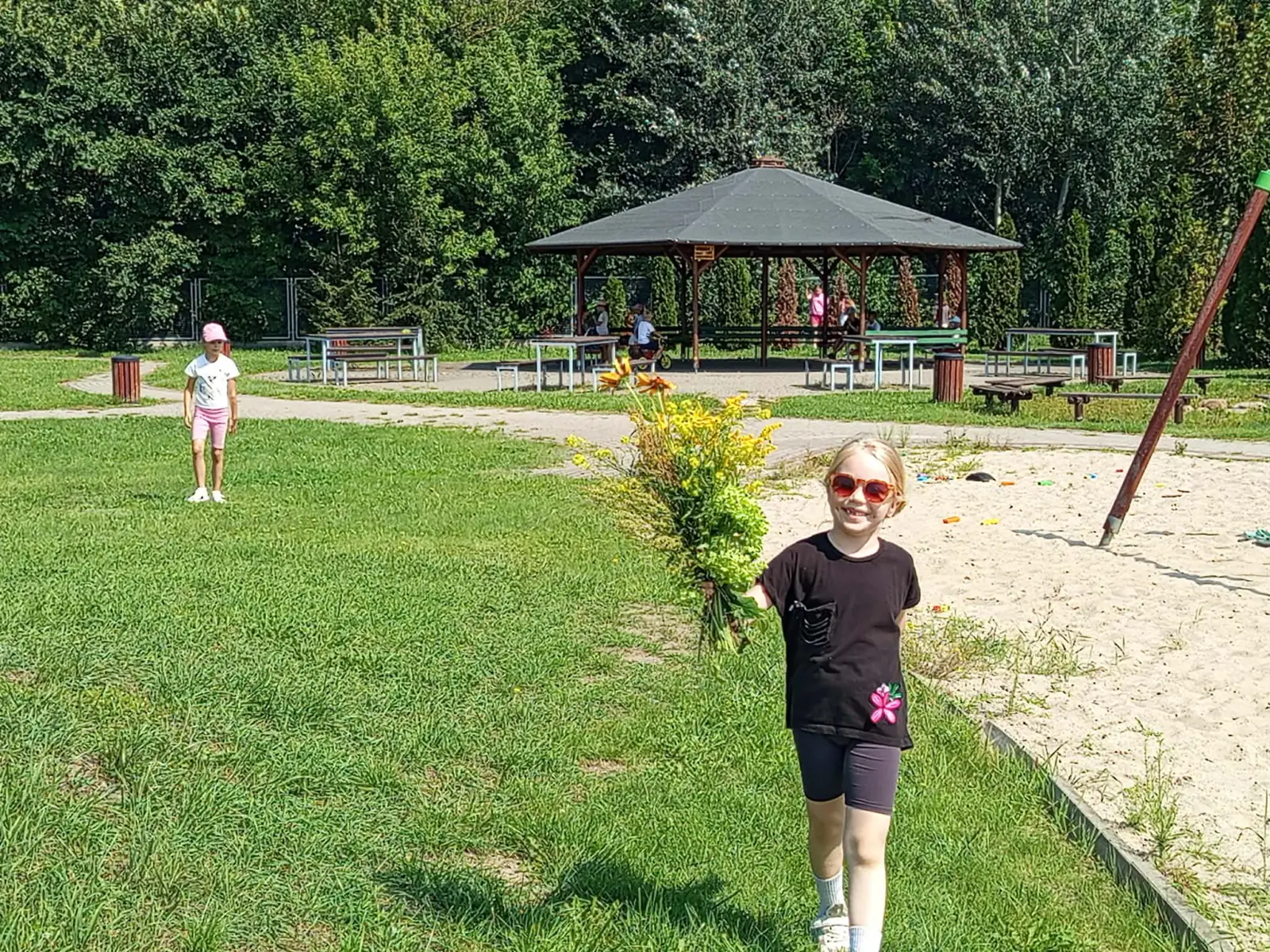 Fotorelacja z 6. tygodnia Akcji Lato 2026 w Świetlicy Środowiskowej „Lipa” w Łazach