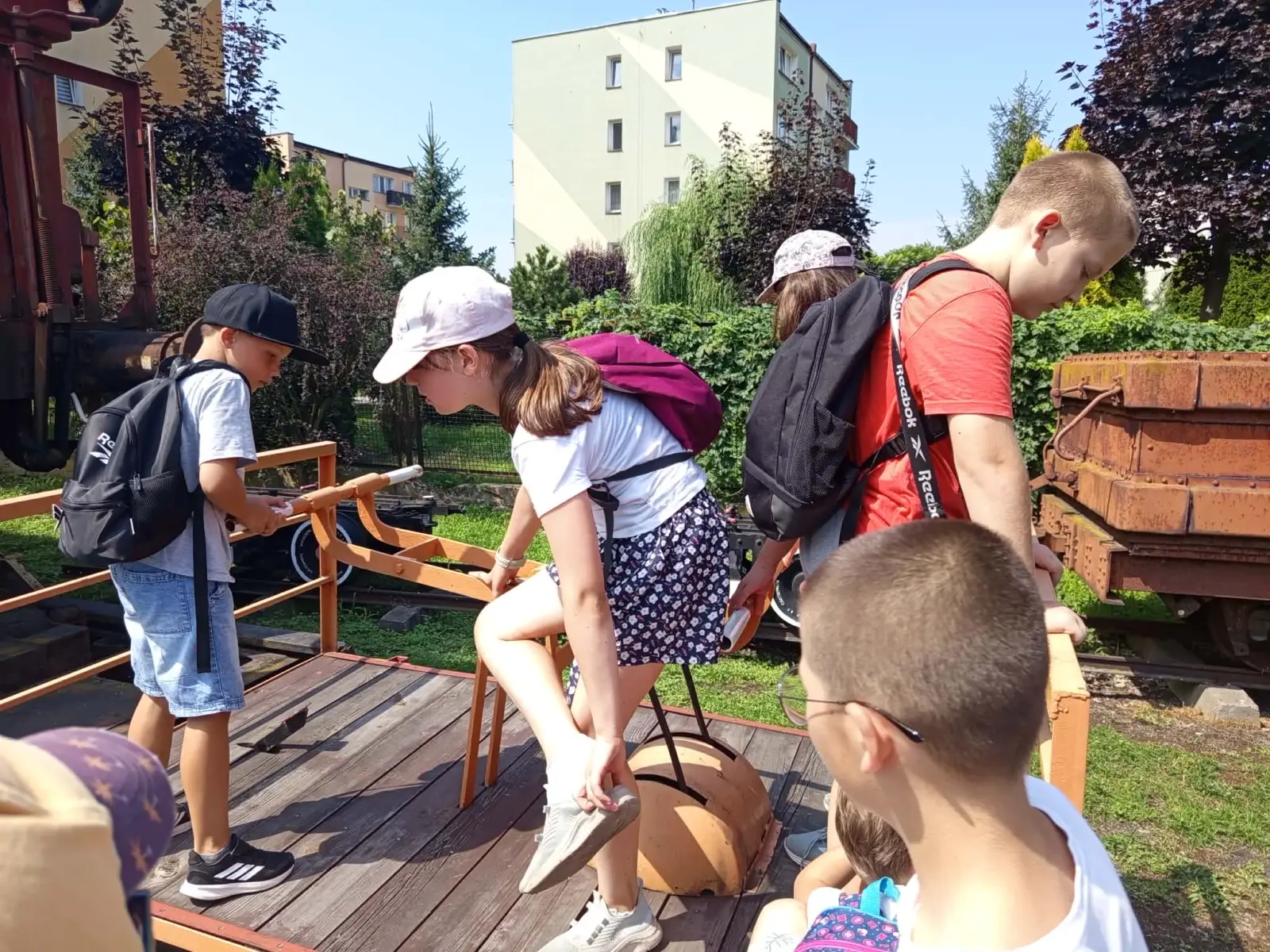 Fotorelacja z 6. tygodnia Akcji Lato 2026 w Świetlicy Środowiskowej „Lipa” w Łazach